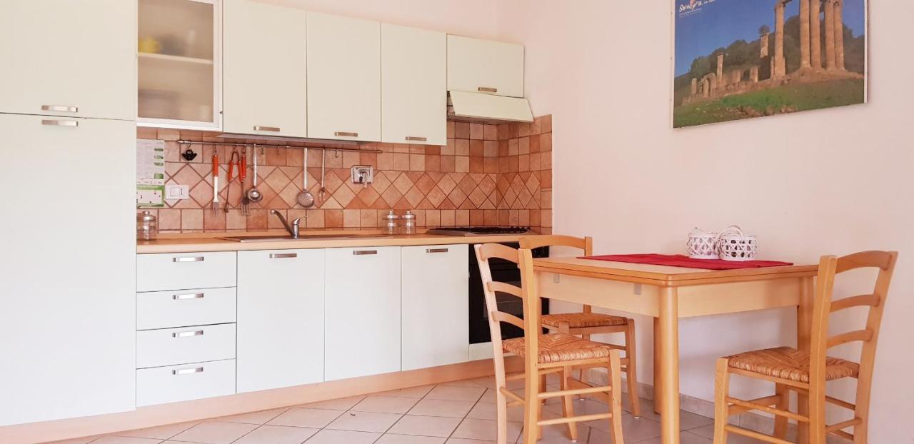 Pareja Apartments Орозеи Экстерьер фото
