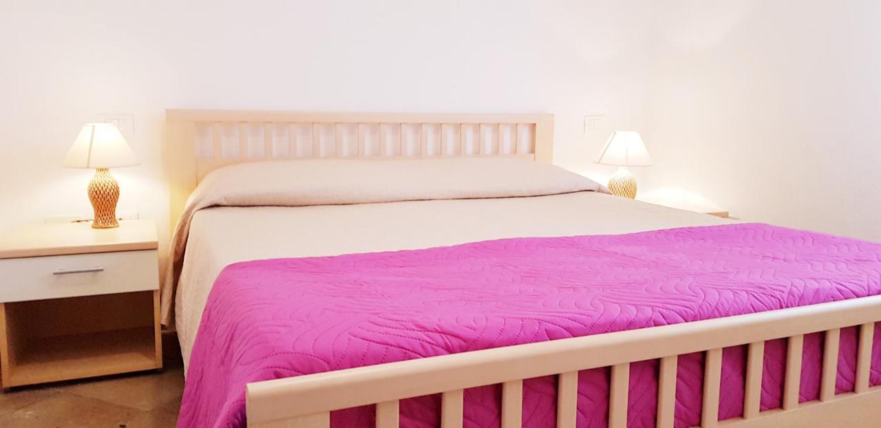 Pareja Apartments Орозеи Экстерьер фото