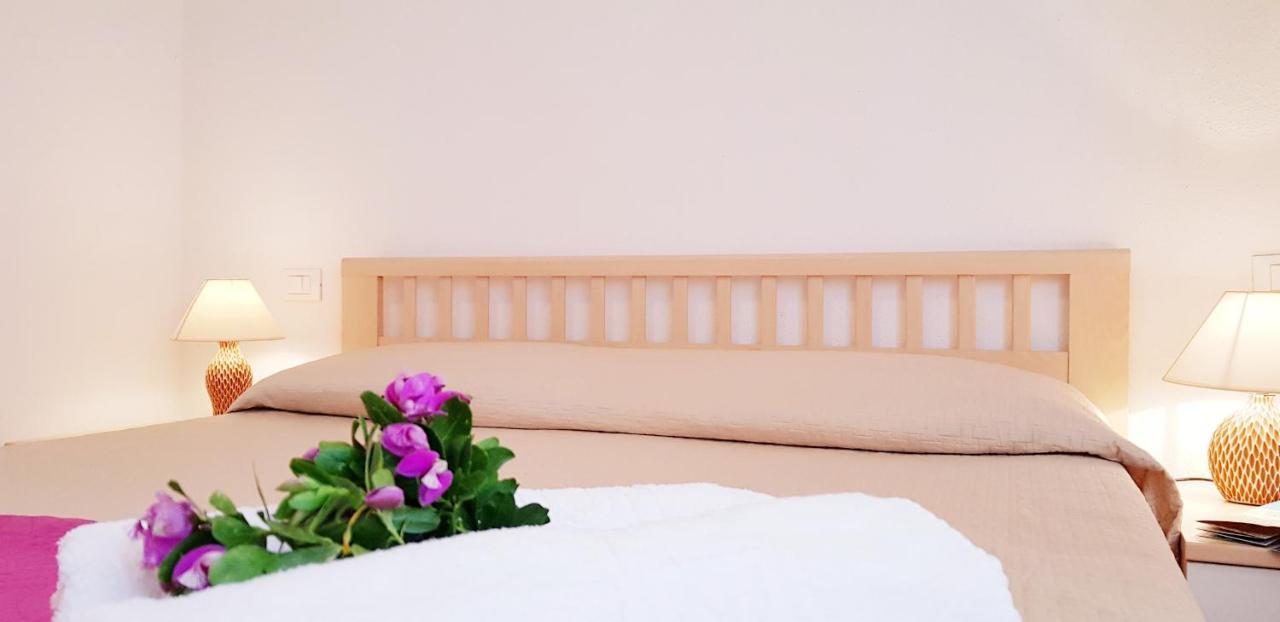 Pareja Apartments Орозеи Экстерьер фото
